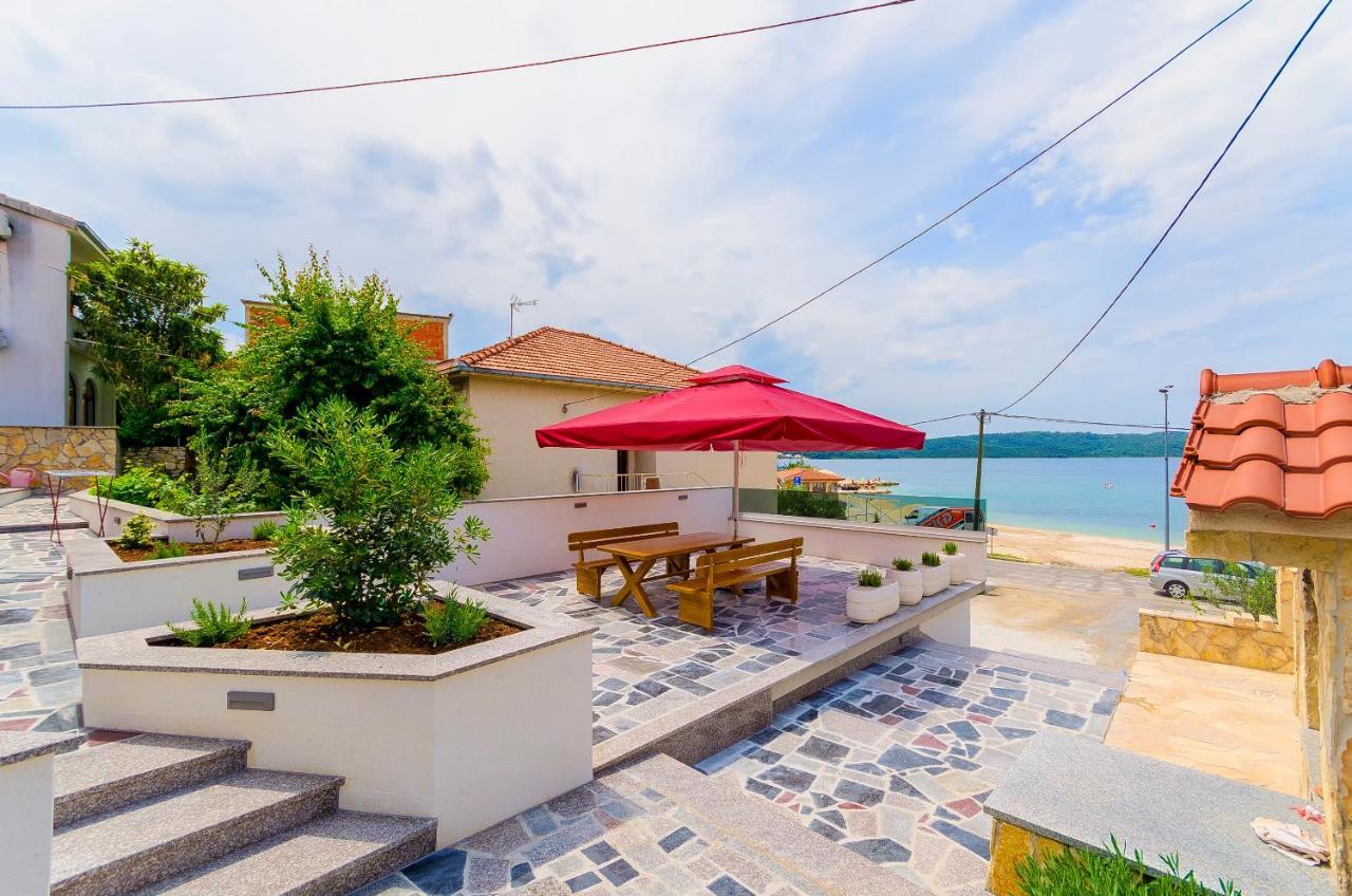 Apartments Karlo Trogir Luaran gambar
